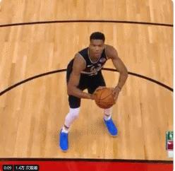 这才叫专业英文,克莱无球跑位集锦