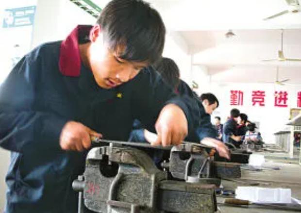 普职与职高的区别,技校跟公立职高怎么选