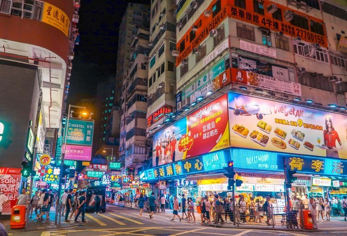 香港迪士尼情侣游玩项目,香港迪士尼情侣游玩攻略