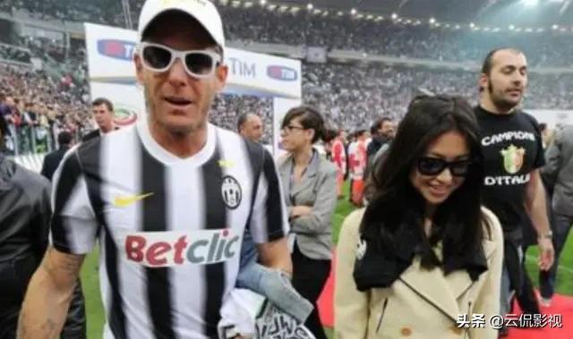 她被称为中国第一网红,她被誉为最美小龙女