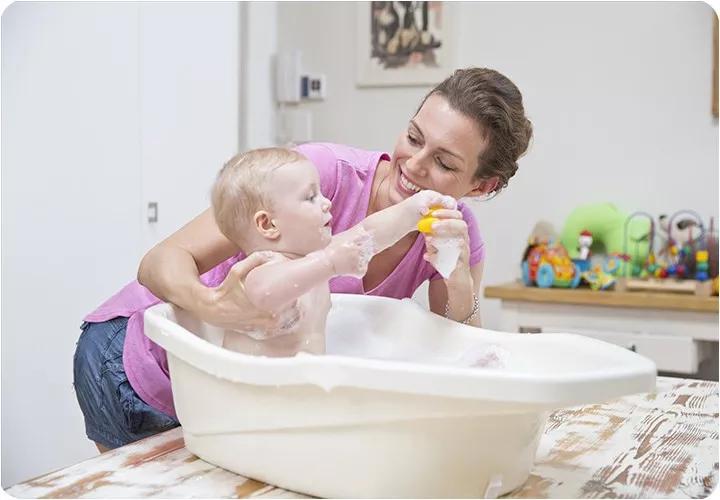 女宝宝私护的脏东西怎样清理,女宝私护的正确清洗方法