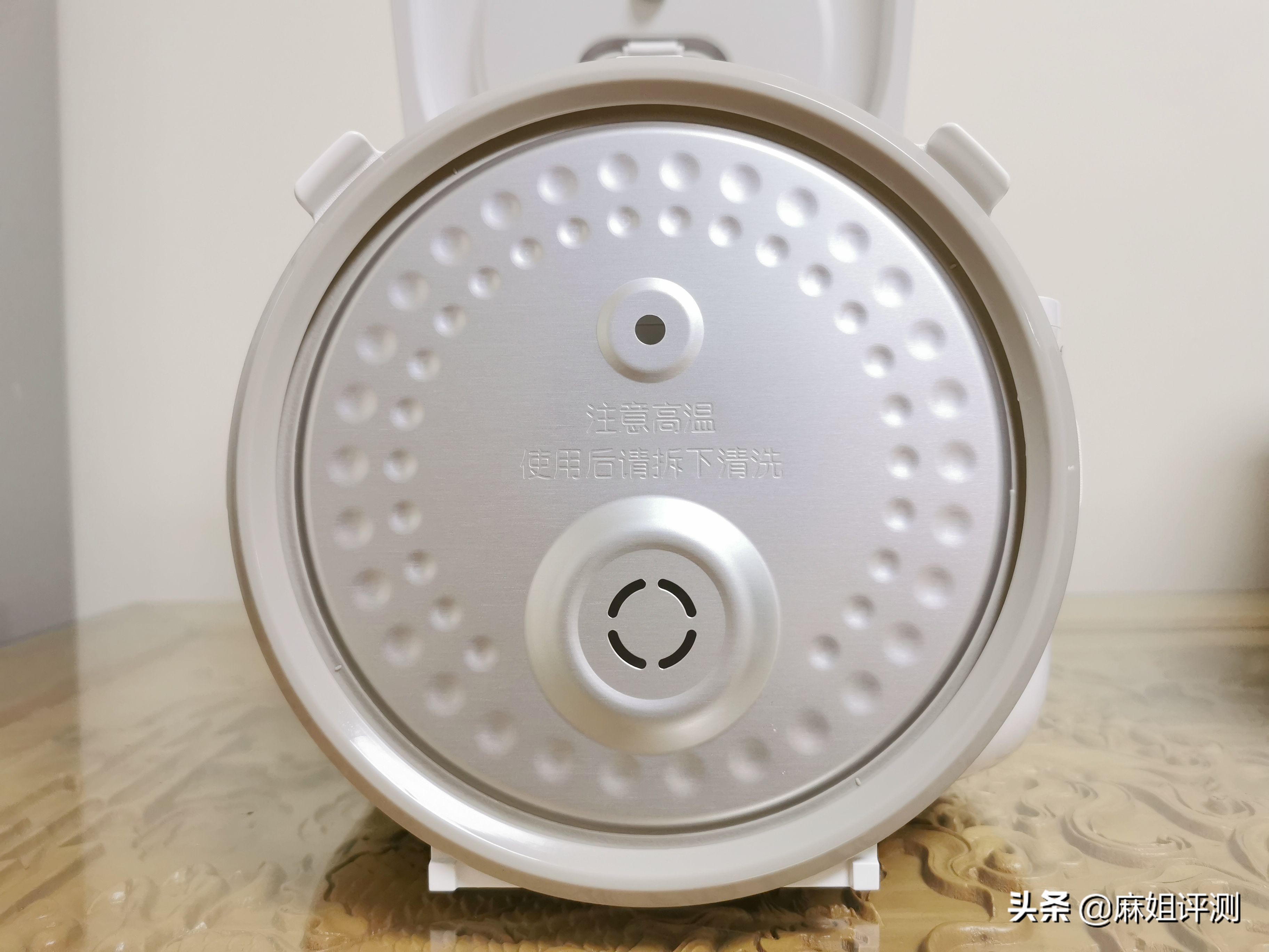 上千元的电饭煲的好处,上千元的电饭煲是智商税嘛