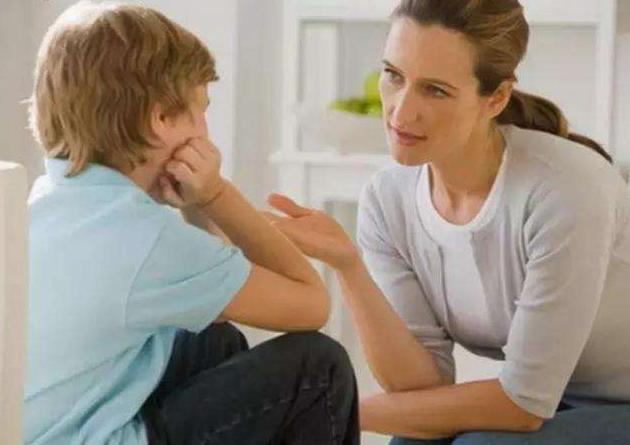 上画画课就给买新玩具，父母有条件的爱，换来的是孩子的计算