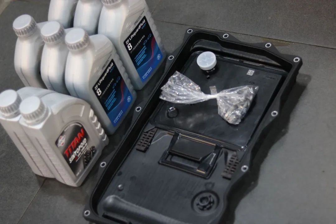 怪兽改造跑车视频,宝马f20120改装