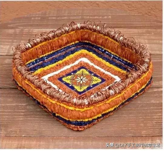 旧衣服别再扔掉了袖子缝成桶状,旧衣服怎么做布条