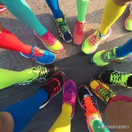 运动腿套与压力袜有什么区别,压缩护腿和压缩袜哪个更实用