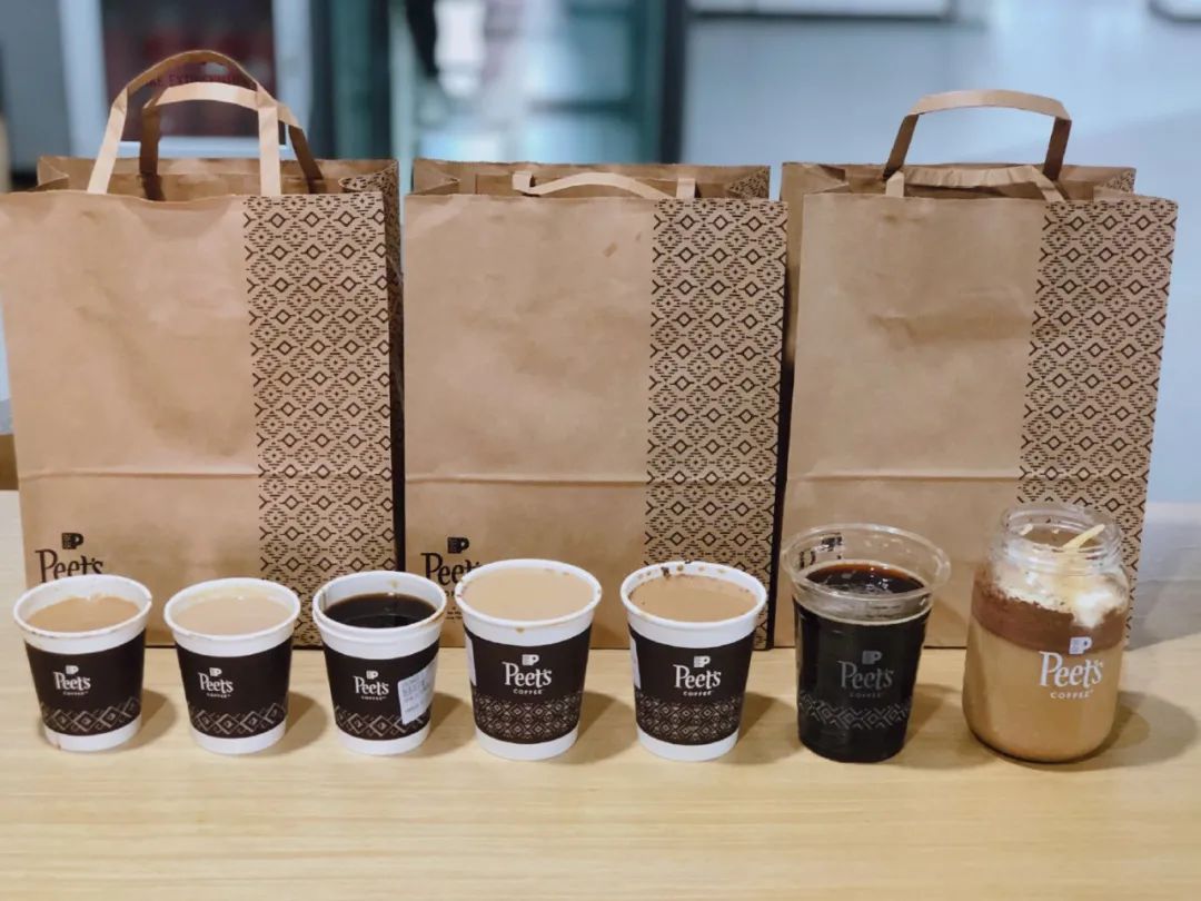 拿铁和馥芮白区别,拿铁和卡布奇诺馥芮白