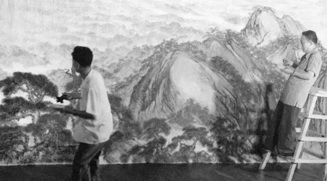 除故宫外的另一座宝库：揭秘人民大会堂77年悬挂的56幅字画