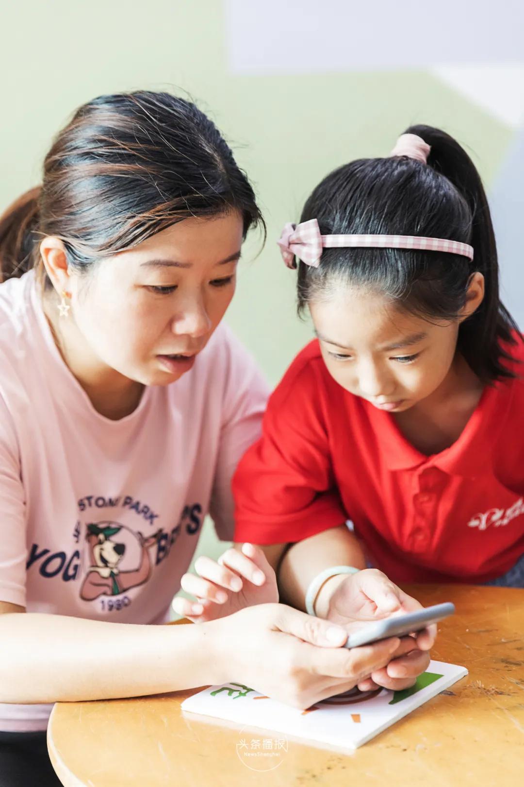 这群来自全国各地的「小候鸟」,温暖了整个上海