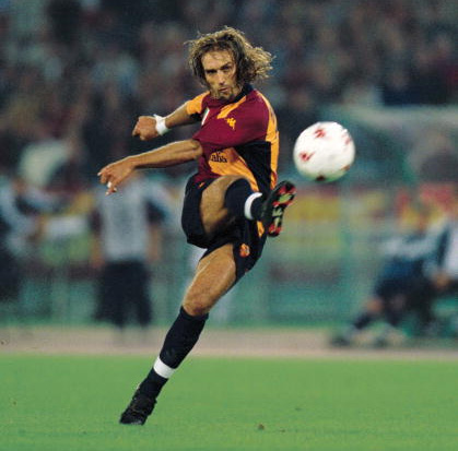 阿根廷战神巴蒂斯图塔戴金牌,巴蒂斯图塔十大巅峰之作