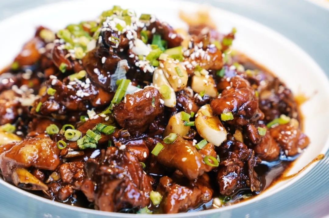 安吉是美丽的地方,安吉为什么是上海后花园