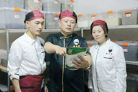 美味诱不可档--加盟商机无限“常老鸭”餐饮服务管理有限公司