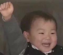 折腾一下午的年夜饭终于上桌了,历时五小时为家人做一顿年夜饭