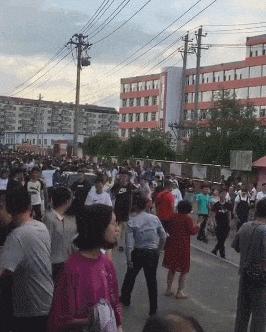 赌100袋辣条,赌十包辣条