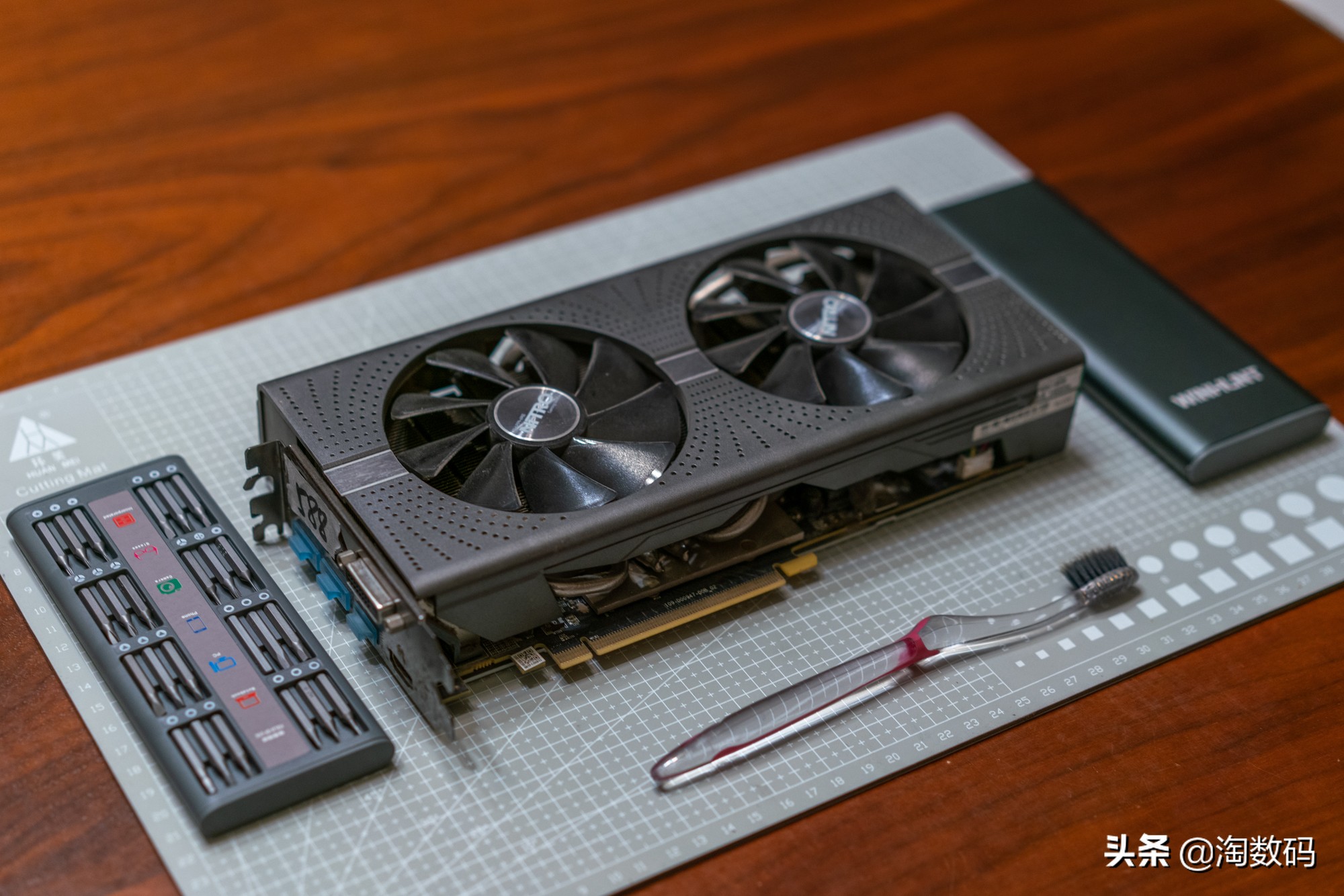 矿圈挚爱：蓝宝石RX5808GB超白金OC限量版，清理翻新测试晒个单