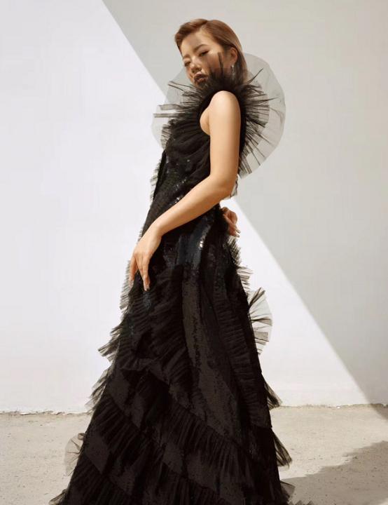 王菊的身材,王菊身材视频