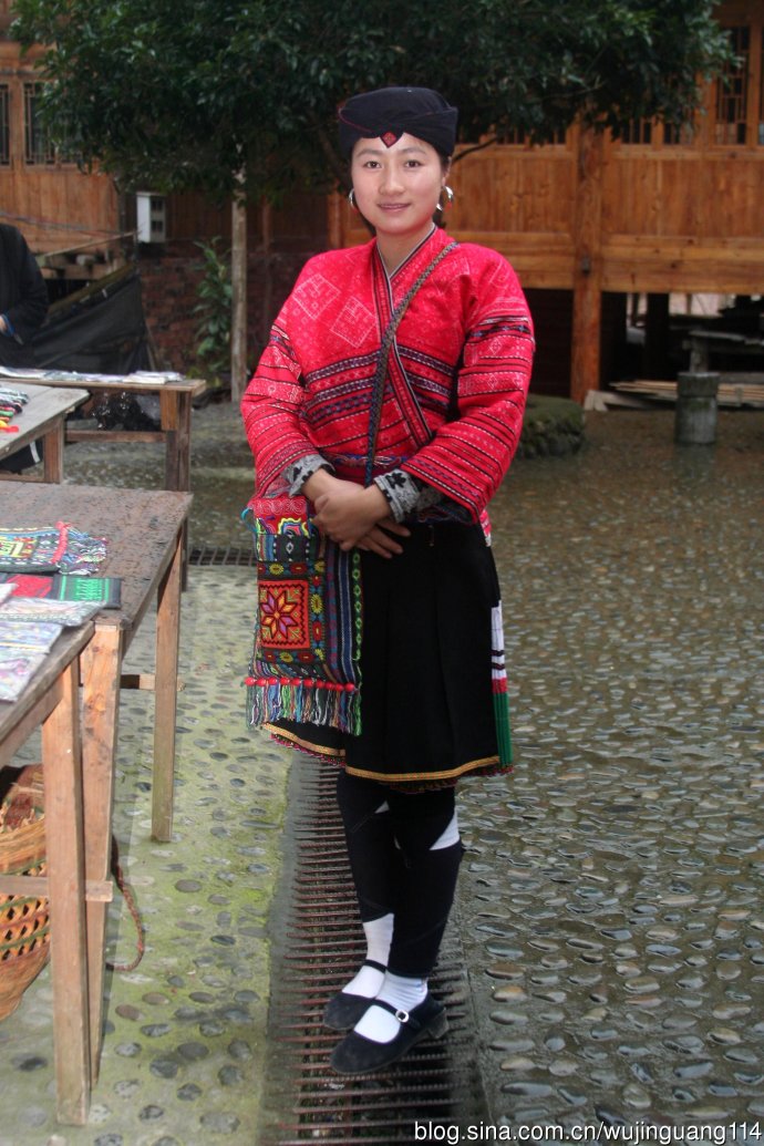 奇观：广西红瑶美女长发世界第一,图