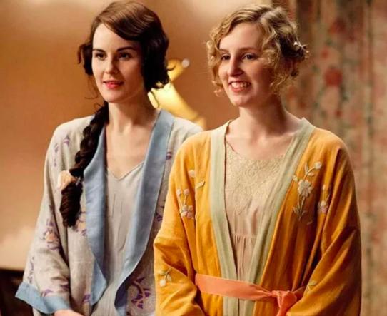 睡衣是很时髦的状态,原来睡衣也这么时尚