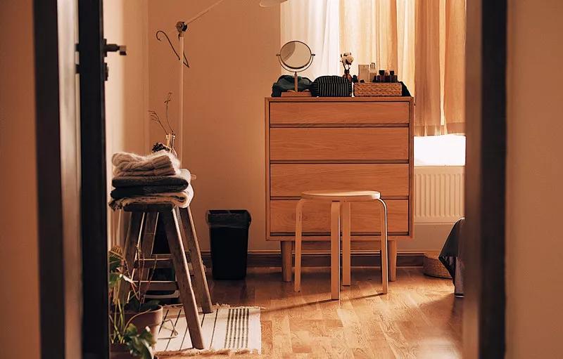 菜吧:她不上班也不靠脸吃饭,住2层小楼,过上了别人做梦都要的日子