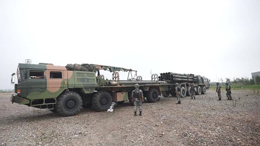 中程弹道导弹打击海上目标视频,防空导弹打击飞机视频