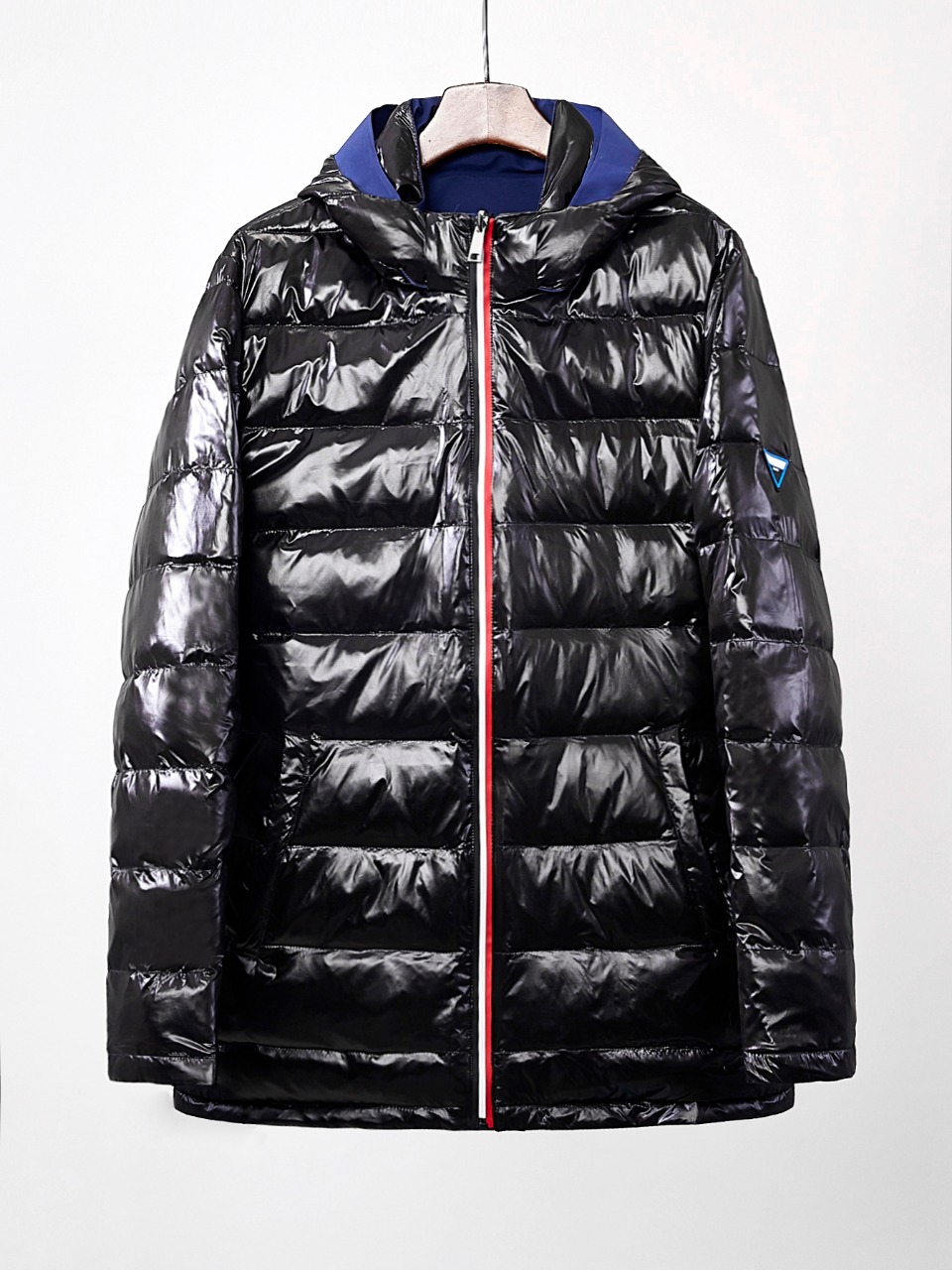 夜访广州服装品牌大全,夜访上海服装基地