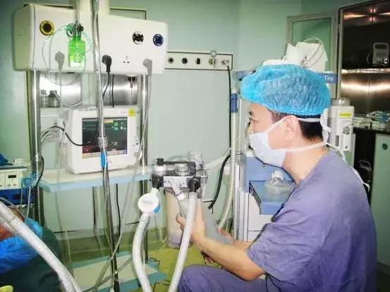 工作30年的麻醉科医生亲身经历一次全麻手术写下了这篇日记！