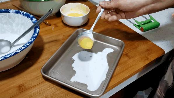 肠粉如何做得粘稠又丝滑,自己蒸肠粉的正确方法