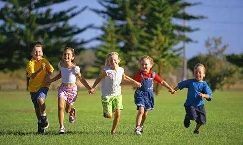 千万手办被亲戚家的孩子弄坏,亲戚小孩弄坏上万手办会怎么样