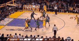 伦纳德招牌动作中投,伦纳德极限后仰绝杀走步