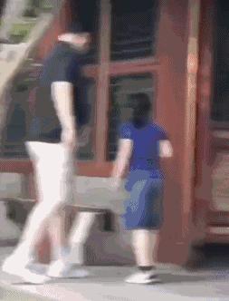 姚明七岁多高,姚明一家五口被偶遇身高瞩目