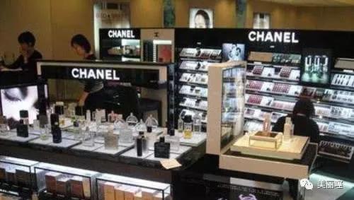 商场一楼都卖化妆品,为什么商场一层都是珠宝化妆品