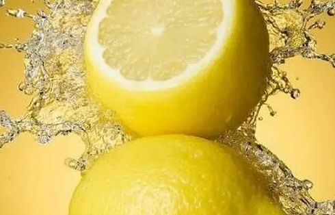 白嫩细腻的肌肤,白嫩细腻亮泽光滑的肌肤