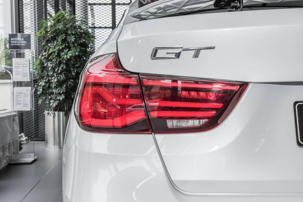 9万公里的宝马3系gt值得买吗,2018年的宝马3系gt能买吗