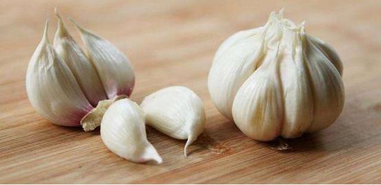 黑蒜抗癌是真的还是假的,吃黑蒜真的好吗