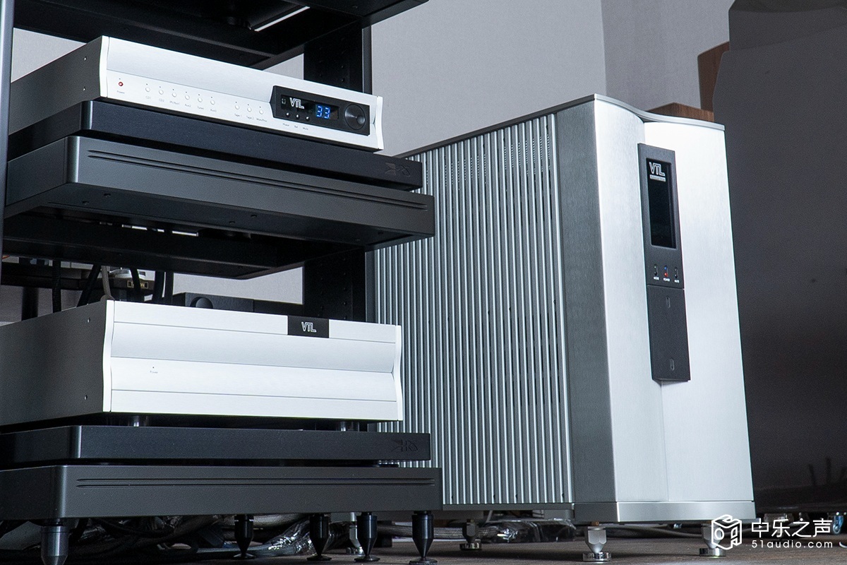 力拔山河且刚且柔——VTLS-400II真空管后级功放