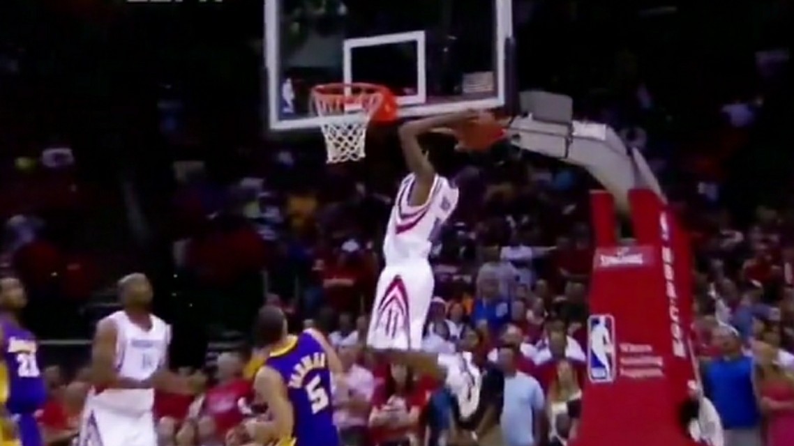 那些年我们一起用“砖头”手机看过的NBA文字直播比赛