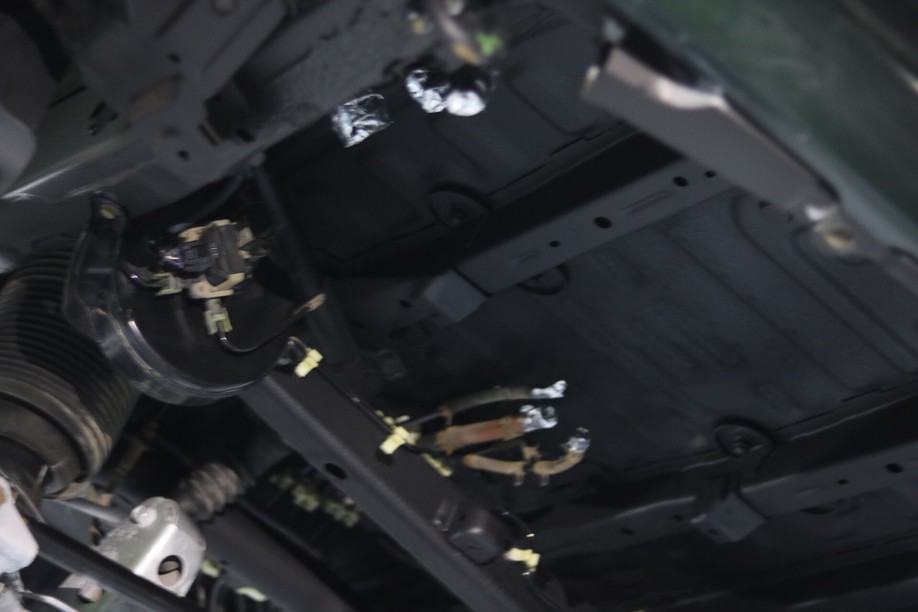 怪兽修车:修复一辆09款中东版丰田霸道,最终旧车变新车