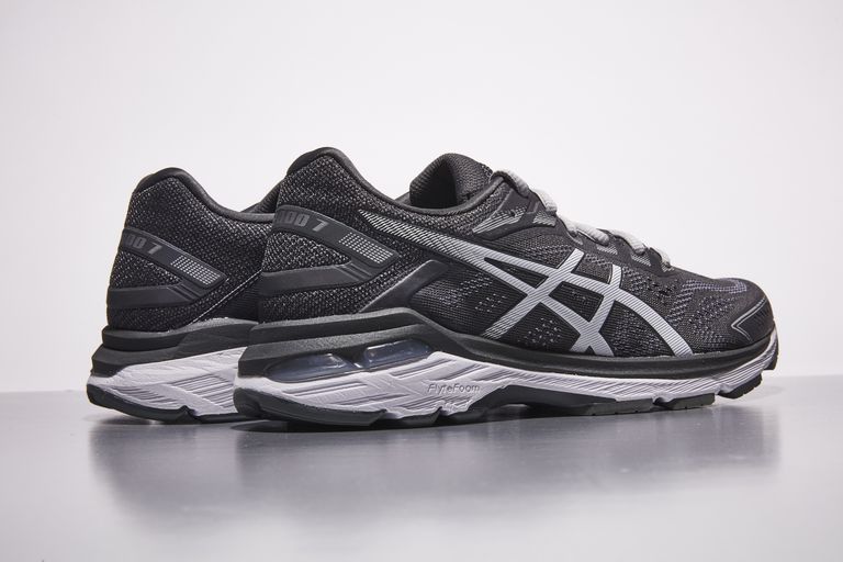 亚瑟士gt2000老款新款区别,亚瑟士gt2000八代脚感