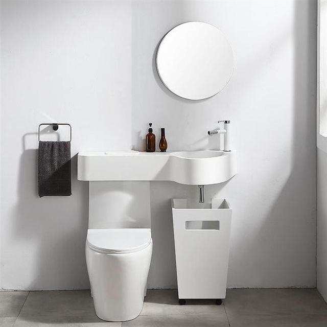 马桶连着洗手台,日本卫生间洗手池连接马桶