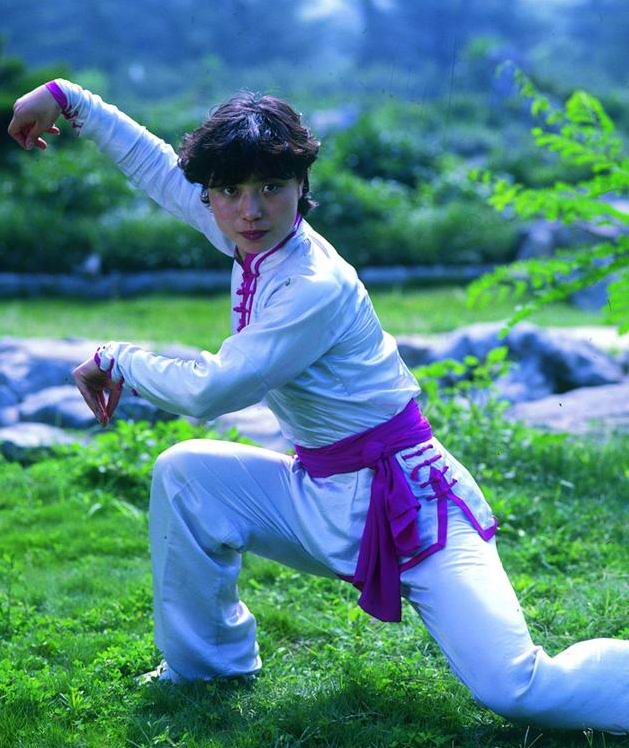 宀佹湀鐣欑棔瀹屾暣,宀佹湀鐣欑棔绗斿ⅷ鐣欓