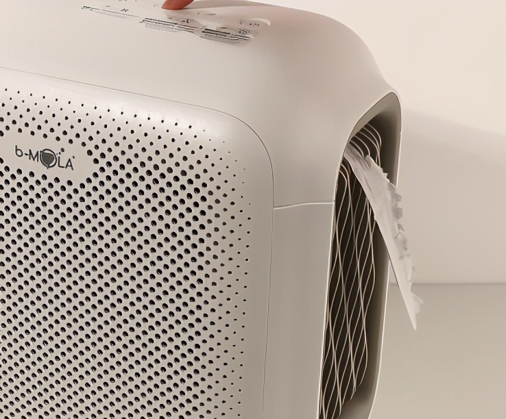 鱼仔便携式空气净化器,小伙开箱快递空气净化机