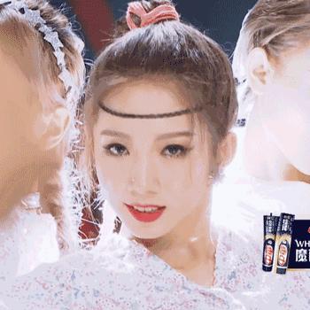 脸上有很多痣但是很好看的女生,脸上哪里有痣显好看