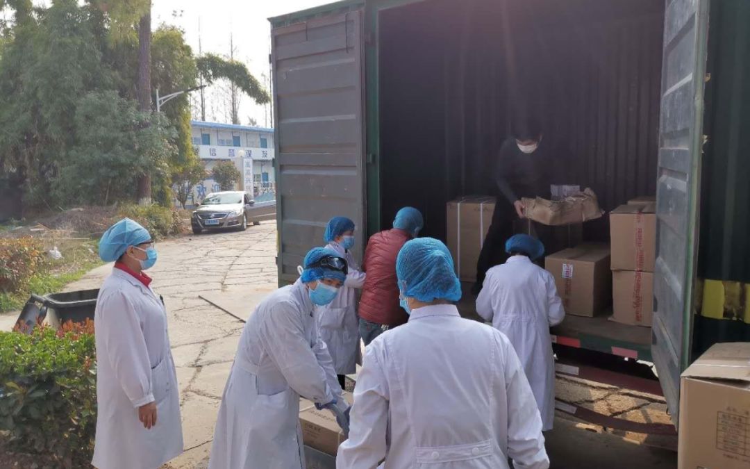 武汉16家方舱医院关门大吉，是时候曝光这位湖北首富了