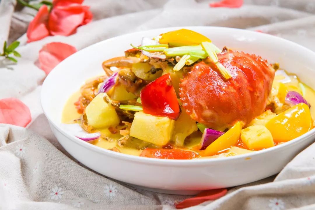 “暖男级”五星酒店自助,藏着林俊杰打卡过的正宗咖喱