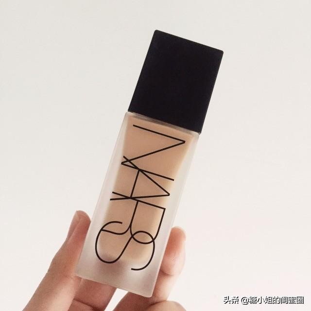 十大好用的粉底液套装,花西子玉容睡莲养肤气垫粉底液