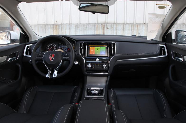 2017年荣威i6油耗是多少,荣威i6新能源500公里款测评