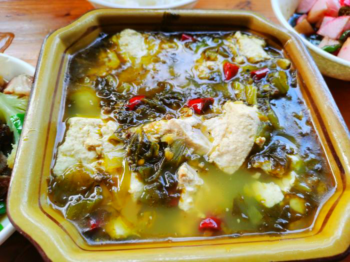 成都双流肥肠哪家好吃,成都双流肥肠血旺