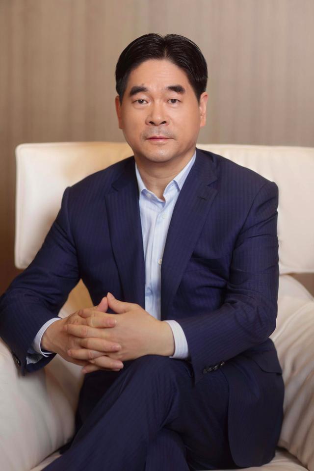 洪水和暴雨致多地险情频发,关于特大暴雨和洪水的文章