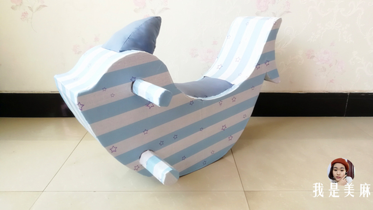 用纸箱给孩子做玩具简单的,爸爸用纸箱给孩子做玩具