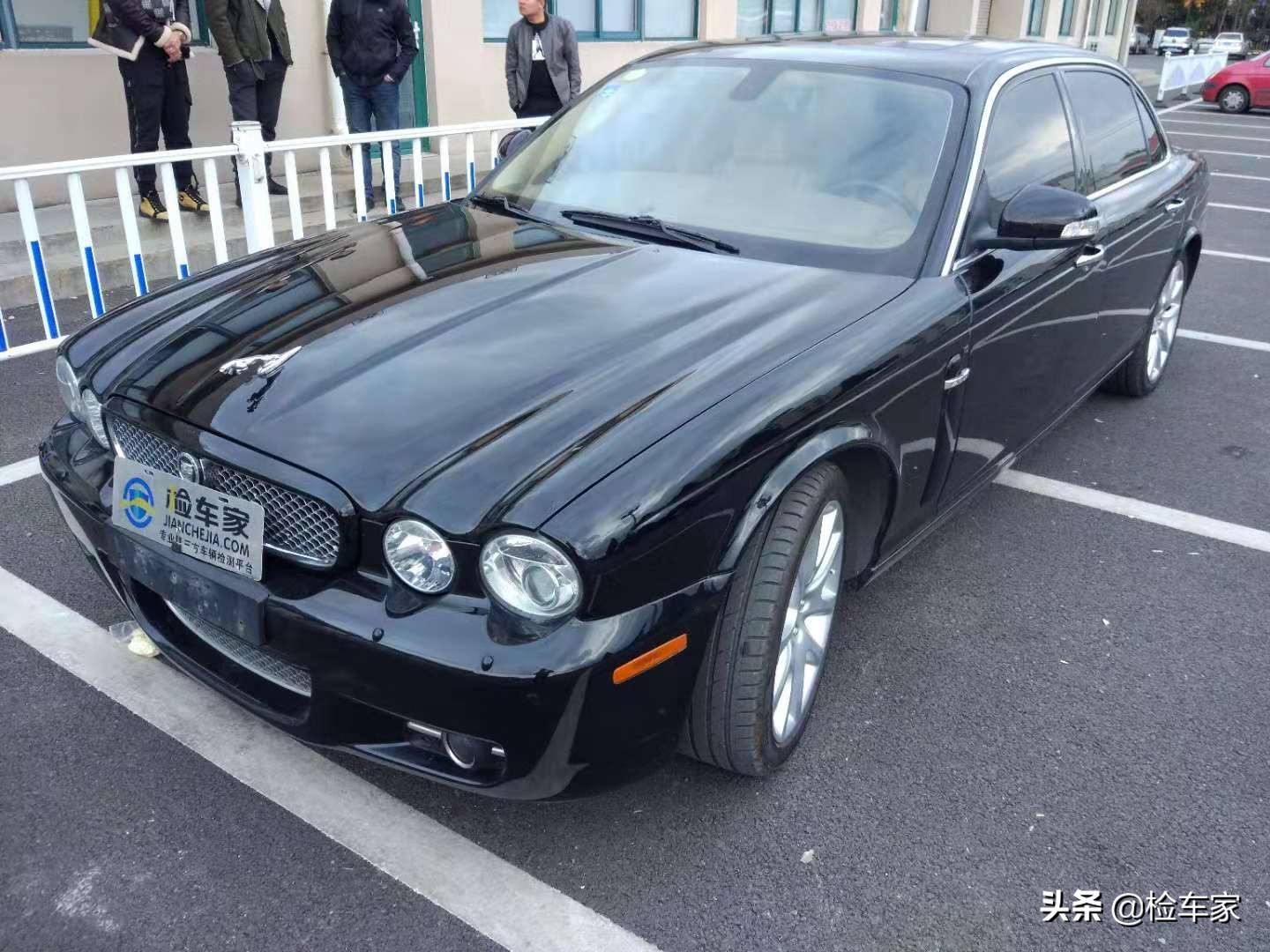 08年捷豹XJ如今还能卖23万?这台英伦豪车不仅是情怀那么简单